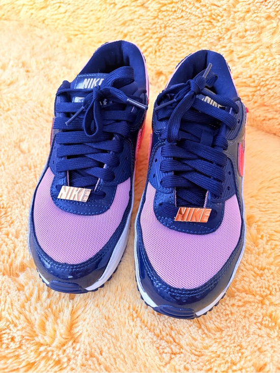 Nike Shoes - Nike Navy & Pink Air Max Trainers